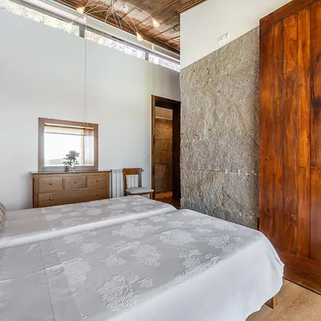 206 * Paredes de Coura