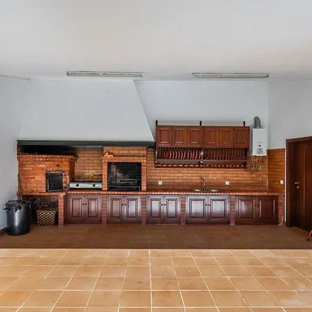 206 Paredes de Coura