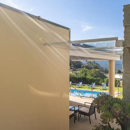 206 * Paredes de Coura