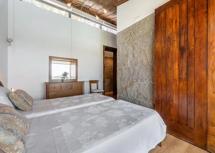 206 * Paredes de Coura