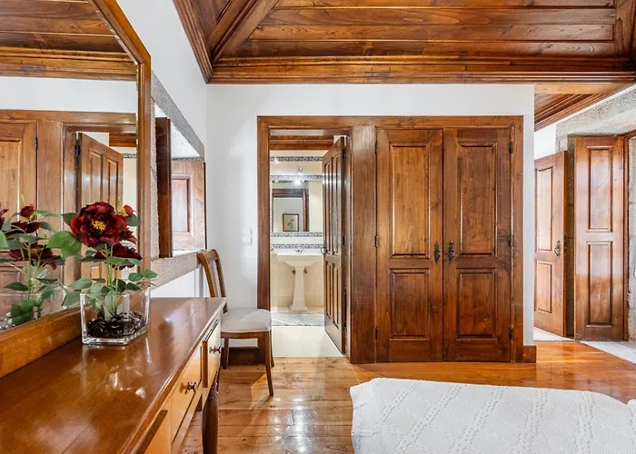 Vila 206 Paredes de Coura