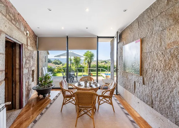 206 * Paredes de Coura